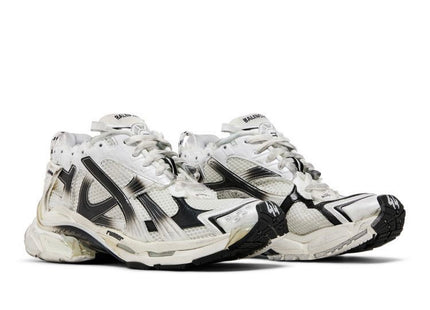 Balenciaga Runner Sneaker – Gradient White/Black
