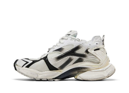 Balenciaga Runner Sneaker – Gradient White/Black