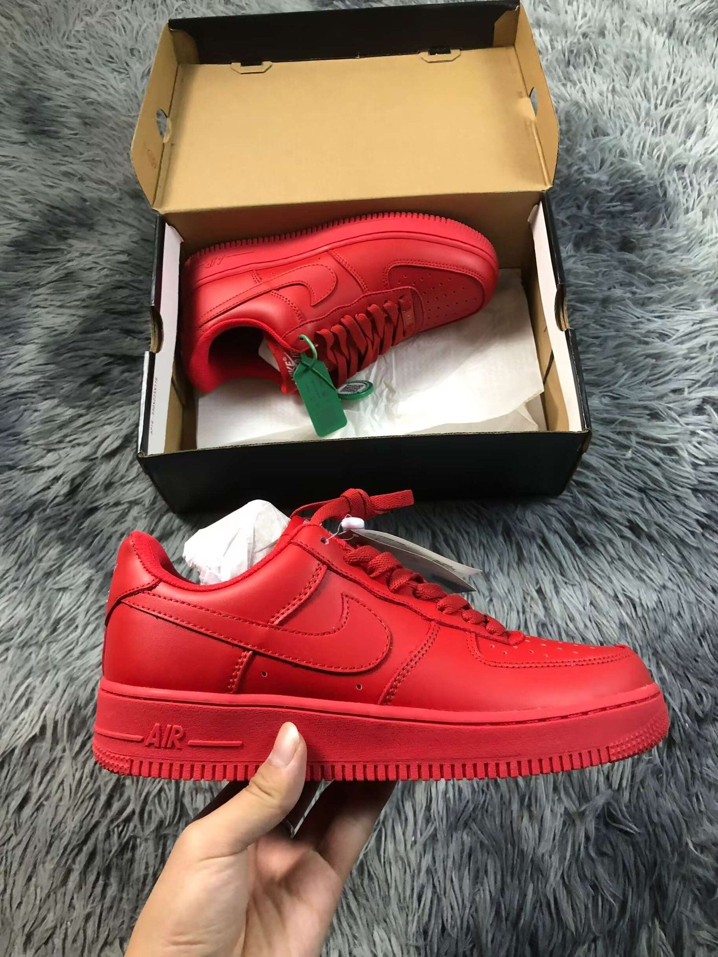 Nike Air Force 1 LV8 GS University Red