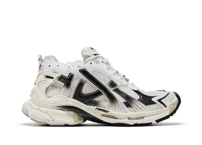 Balenciaga Runner Sneaker – Gradient White/Black